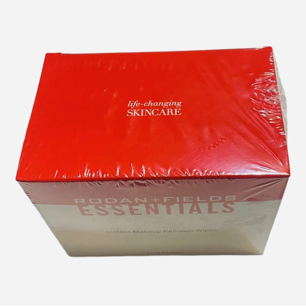 RODAN + FIELDS ESSENTIALS Instant Makeup RemoverWipes 2 x30 Towelettes New Women